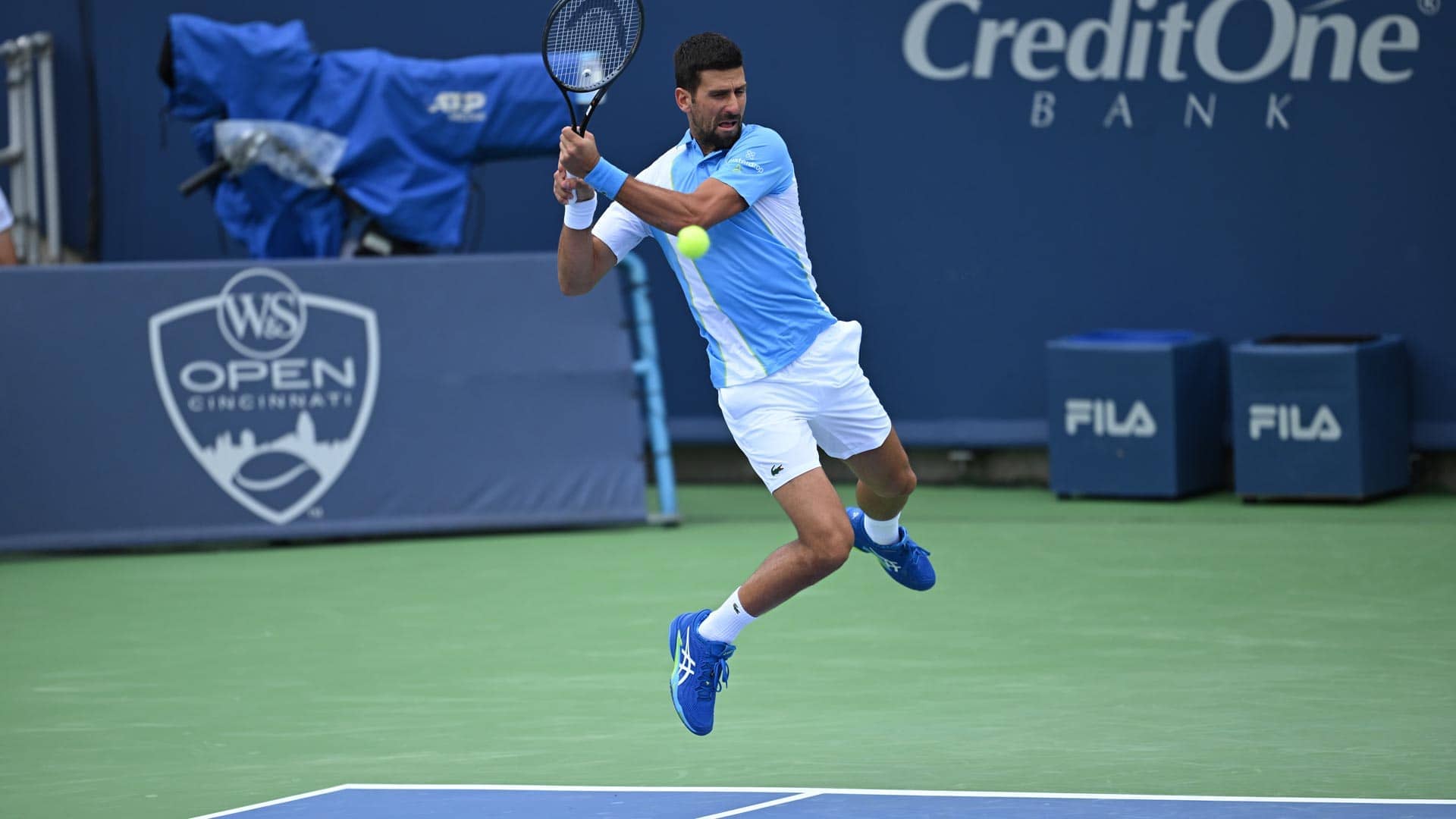 Tiafoe vence dois tiebreaks, Hurkacz cai na estreia - TenisBrasil