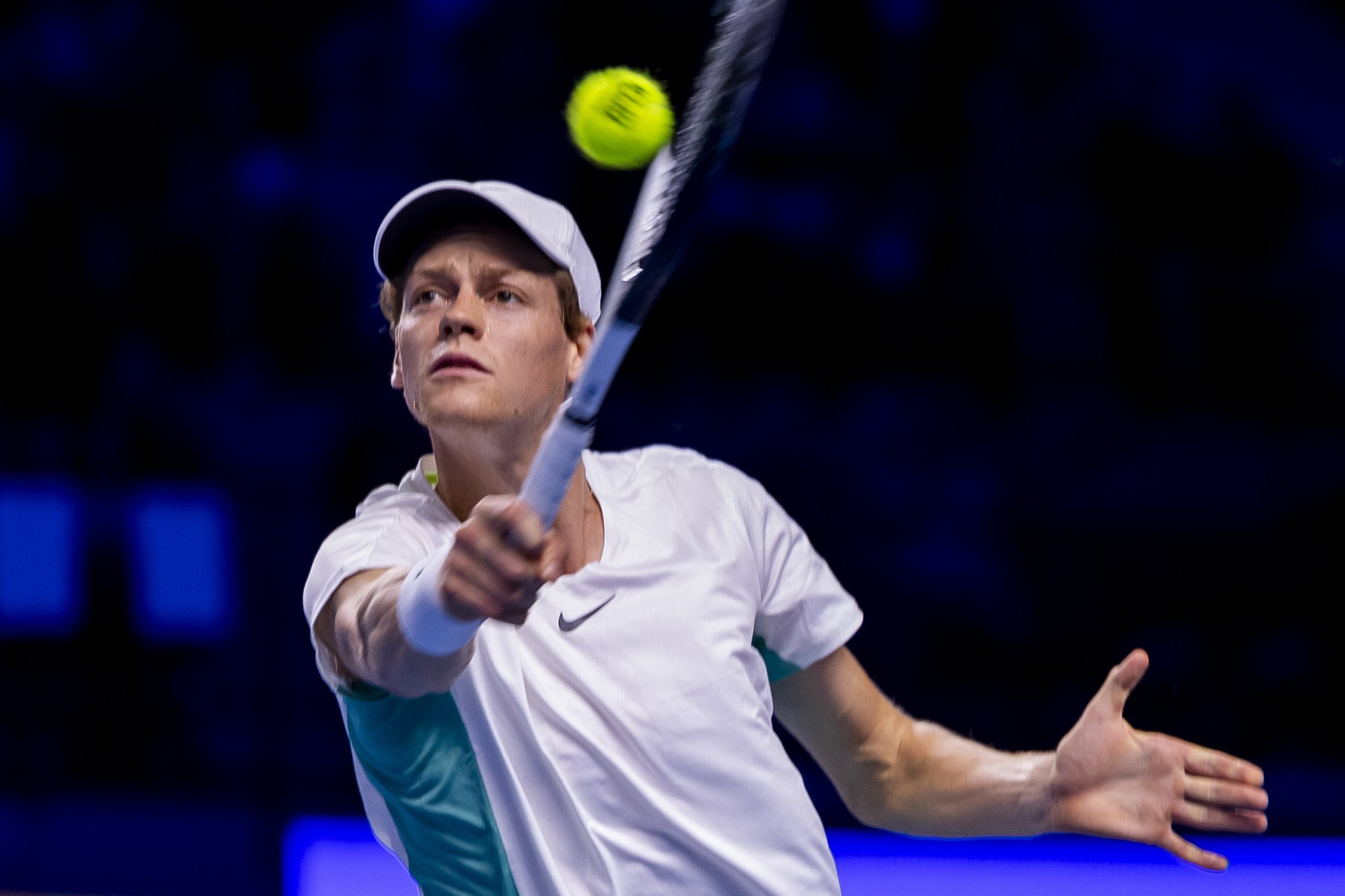 Medvedev e Sinner se enfrentam na 4ª final do ano - TenisBrasil