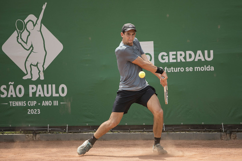 Cruz Hewitt já tem vitórias em torneios profissionais - TenisBrasil