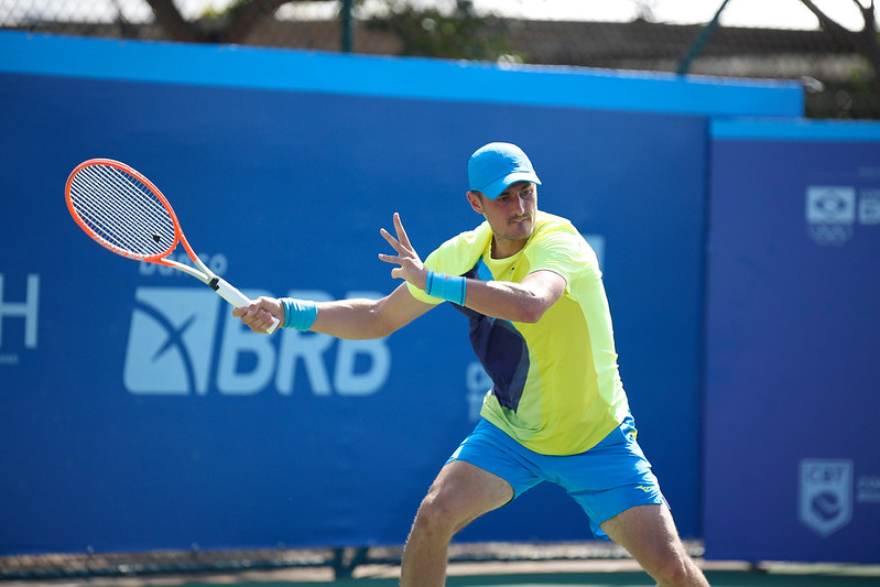 Reis vence em dois tiebreaks e desafia o cabeça 1 Garin - TenisBrasil