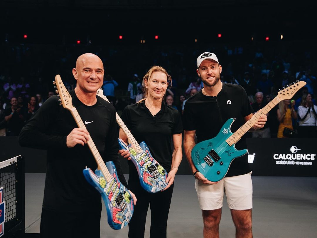 Agassi, Graf e Sock vencem evento de pickleball nos EUA