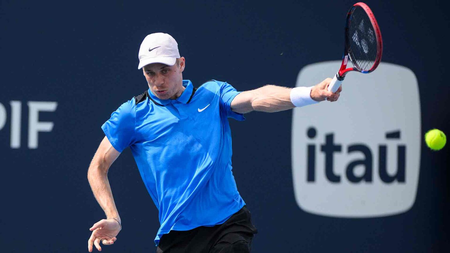 Shapovalov luta por quase 2h30, avança e desafia Tsitsipas - TenisBrasil